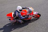 enduro-digital-images;event-digital-images;eventdigitalimages;mallory-park;mallory-park-photographs;mallory-park-trackday;mallory-park-trackday-photographs;no-limits-trackdays;peter-wileman-photography;racing-digital-images;trackday-digital-images;trackday-photos